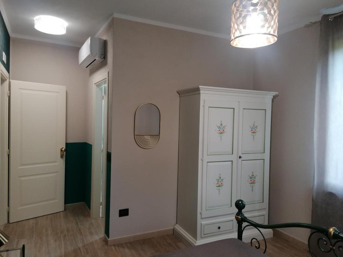 B&B Villa Preziosa Lago Maggiore Lesa Bagian luar foto