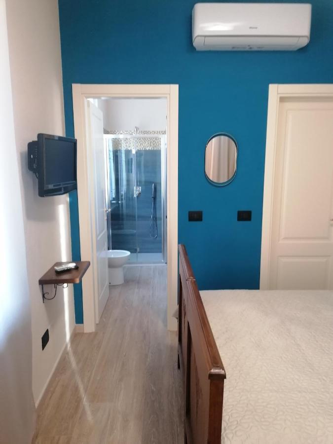 B&B Villa Preziosa Lago Maggiore Lesa Bagian luar foto