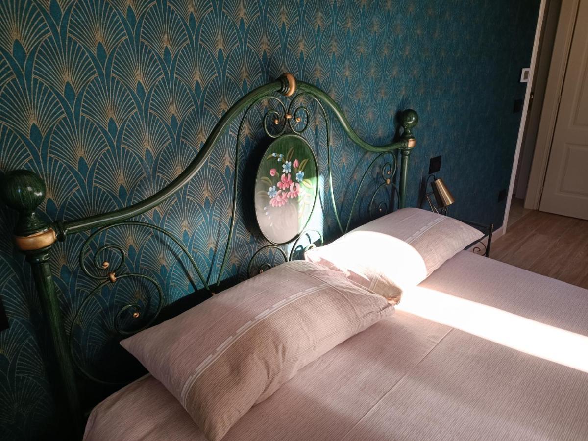 B&B Villa Preziosa Lago Maggiore Lesa Bagian luar foto
