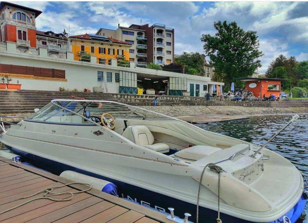 B&B Villa Preziosa Lago Maggiore Lesa Bagian luar foto