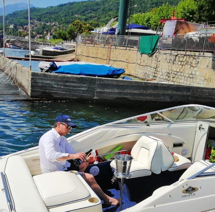 B&B Villa Preziosa Lago Maggiore Lesa Bagian luar foto